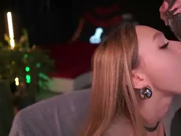 Chaturbate Sex Cam of karolinedeep_love