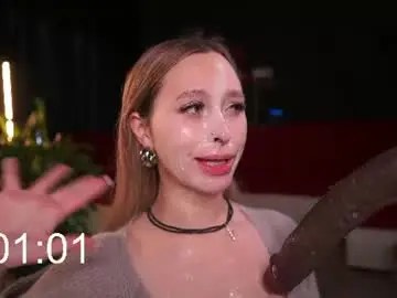 Chaturbate Sex Cam of karolinedeep_love
