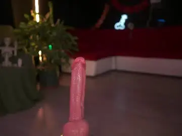 Chaturbate Nude Webcam of karolinedeep_love