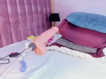 Chaturbate Free Live Porn of maralinette22