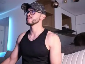 Chaturbate Private Sex Chat of phantom_bigger1