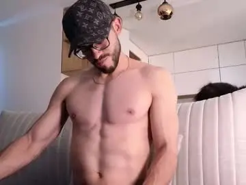 Chaturbate Sex Chat of phantom_bigger1