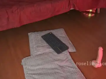 Chaturbate Nude Webcam of roselinedior