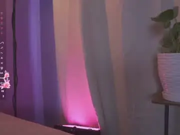 Chaturbate Watch Live Sex Cams of roselinedior