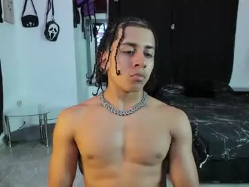 Chaturbate Free Live Porn of bradley_strong_