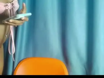 Chaturbate Watch Live Sex Cams of chocolatebadbitch_leey