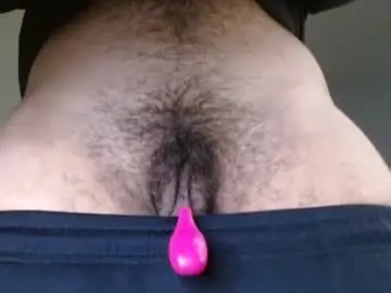 Chaturbate Adult Video Chat of yourfavorite_bigclit