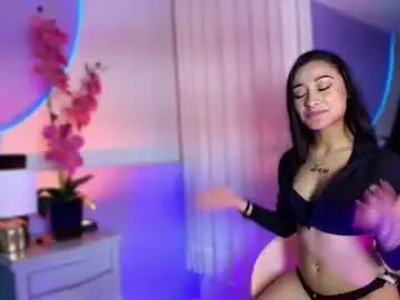 Chaturbate Live Sex of bby_izzy