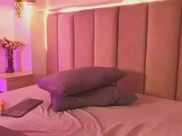 Chaturbate Adult Video Chat of camila_velvet