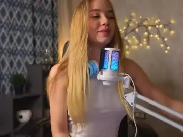 Chaturbate Sex Cam of elina_wilgauch