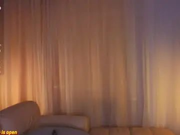 Chaturbate Private Sex Chat of elina_wilgauch