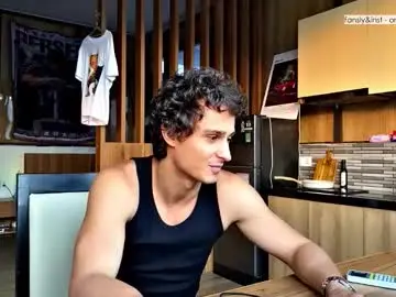 Chaturbate Adult Video Chat of orlando__bloom