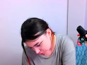 Chaturbate Nude Webcam of peachybabe__