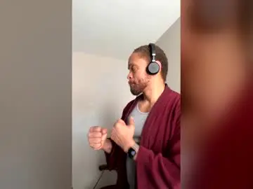 Chaturbate Live Sex Cam of thomasgwhitecft