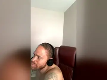 Chaturbate Live Sex Cam of thomasgwhitecft