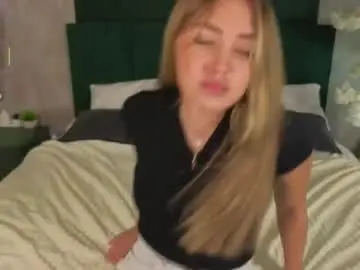 Chaturbate Free Porn Cam of evelina_chapman