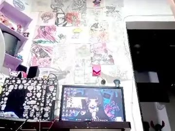 Chaturbate Sex Chat of petiteivoryqueen
