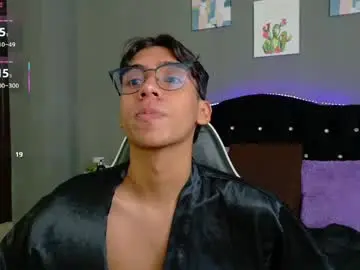 Chaturbate Sex Chat of eros_lux1