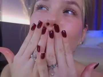 Chaturbate Live Sex Cam of milly_shy