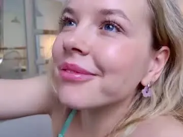 Chaturbate Free Live Porn of milly_shy
