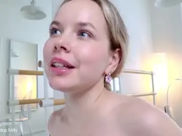 Chaturbate Live Sex Cam of milly_shy