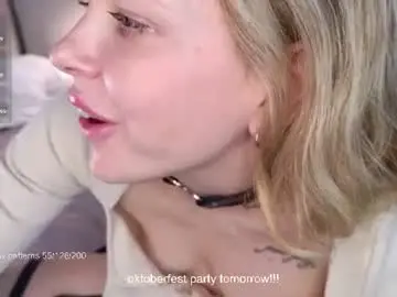 Chaturbate Sex Chat of milly_shy