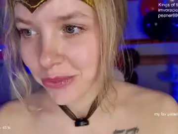 Chaturbate Live Porn of milly_shy