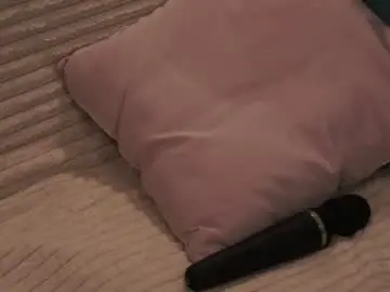 Chaturbate Live Sex Cam of pure_project