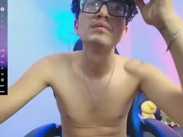 Chaturbate Free Live Porn of tylerwhiite_