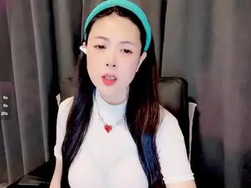 Chaturbate Watch Live Sex Cams of moli666