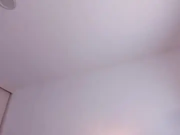 Chaturbate Live Sex Cam of adhara_walton