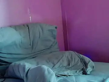 Chaturbate Live Sex Cam of freddy_pretty