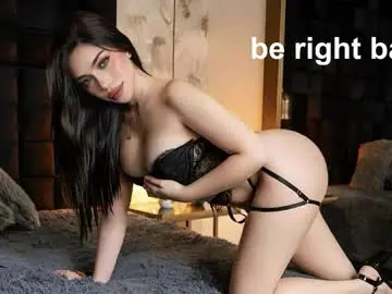 Chaturbate Sex Chat of hennessygoddess69