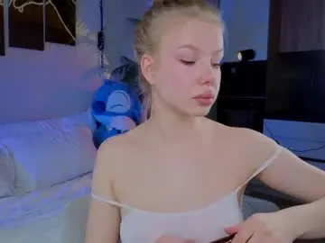 Chaturbate Nude Webcam of lililok101