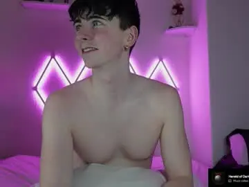 Chaturbate Adult Video Chat of alfiegreenxxx