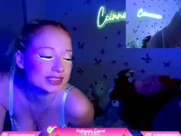 Chaturbate Adult Webcams of ccinnamon