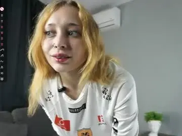 Chaturbate Live Porn of forestproject