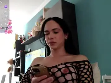 Chaturbate Watch Live Sex Cams of luara_