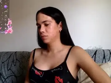Chaturbate Nude Webcam of luara_