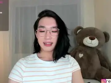 Chaturbate Nude Webcam of ren_yoonn