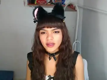 Chaturbate Live Sex Cam of servicedoll18