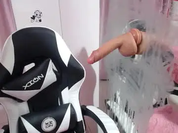 Chaturbate Watch Live Sex Cams of camiih_18