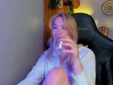 Chaturbate Free Live Porn of elaravoltage