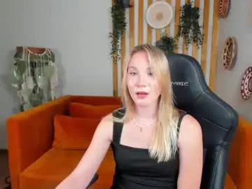 Chaturbate Best live sex cam show of elaravoltage
