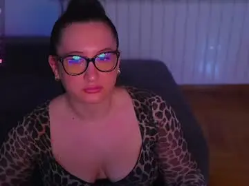 Chaturbate Best live sex cam show of pawg_official