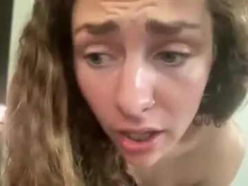 Chaturbate Live Porn of rylancurlygirlxoxo