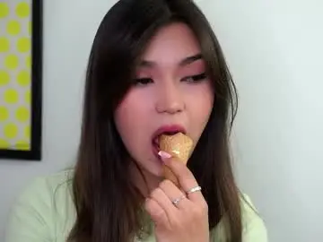 Chaturbate Watch Live Sex Cams of glendoratrueluck