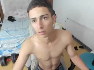 Chaturbate Best live sex cam show of alejo_matine