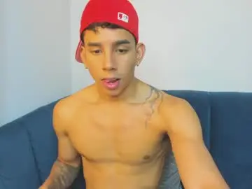 Chaturbate Adult Webcams of andrew_twink18