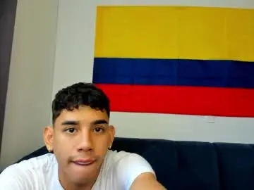 Chaturbate Free Live Porn of andrew_twink18